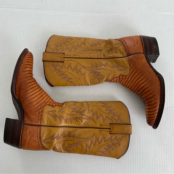 Justin Vintage women’s Tan-Brown Leather Lizard Print Embroidered Cowboy Boots - Picture 11 of 15